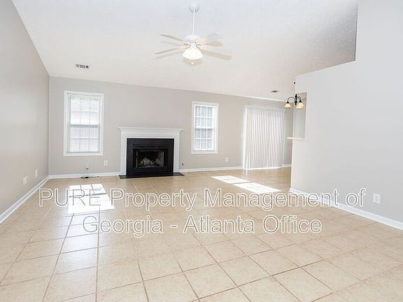 2nd image of 3107 Waterford Ct