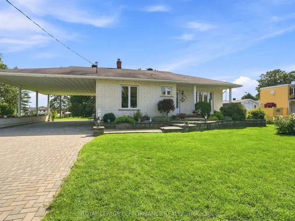 2012 Lajoie St, Alfred And Plantagenet, ON K0B 1J0
