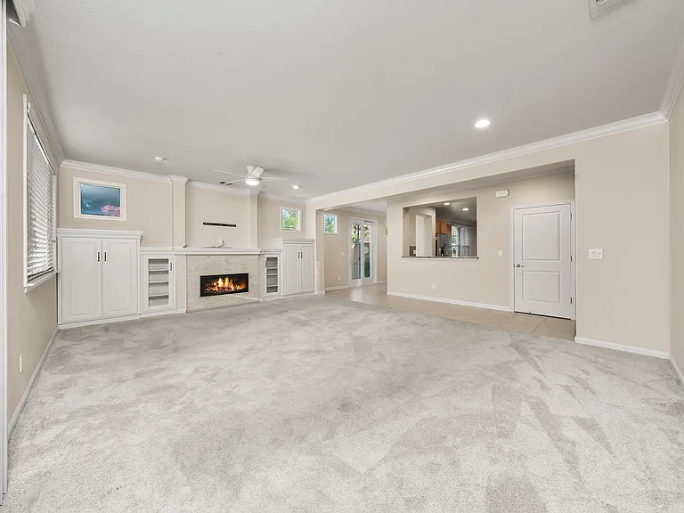 7405 Rothschild Ct — Photo 6