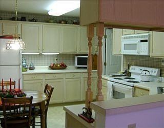 3rd image of 1201 Redmont Pl