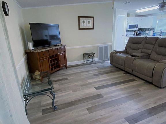 4th image of 19418 Saddlebrook Ct #51I