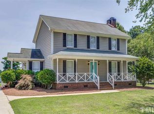 4913 Allanbrooke Ln, Fuquay Varina, NC 27526