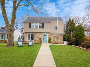 519 Morewood Pkwy, Rocky River, OH 44116