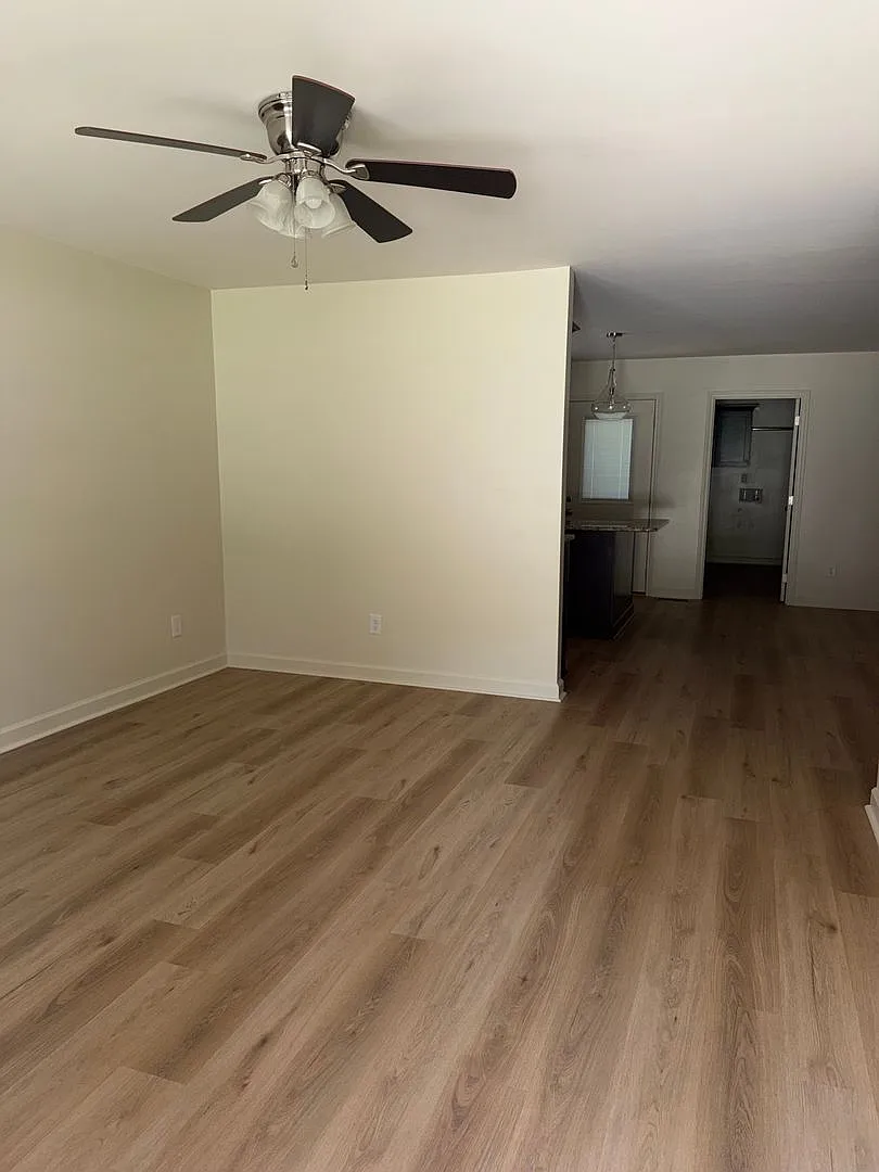 2 Bedrooms, 2 Bath Condo/Duplex For Rent on Janice Road, Lincolnton NC — Photo 3