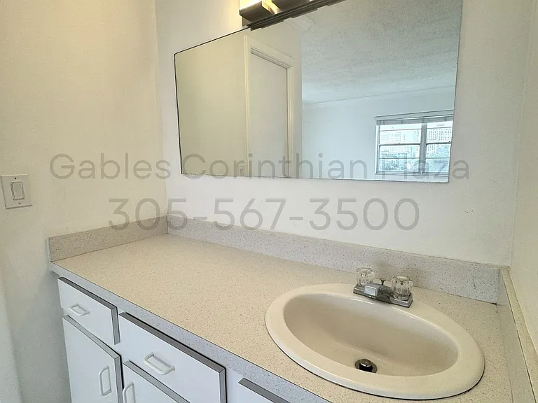 22 Salamanca Ave — Photo 25