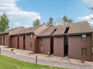 12 Cedar Trl, Wisconsin dells, WI 53965