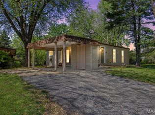 26 Orchard Hills Dr, Saint Peters, MO 63376