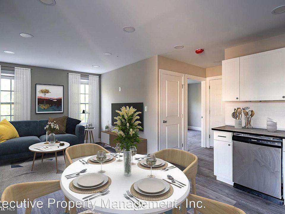 1st image of 37 Bridge St Unit 201