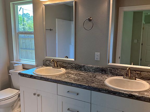 5th image of 5628 Charter Cir