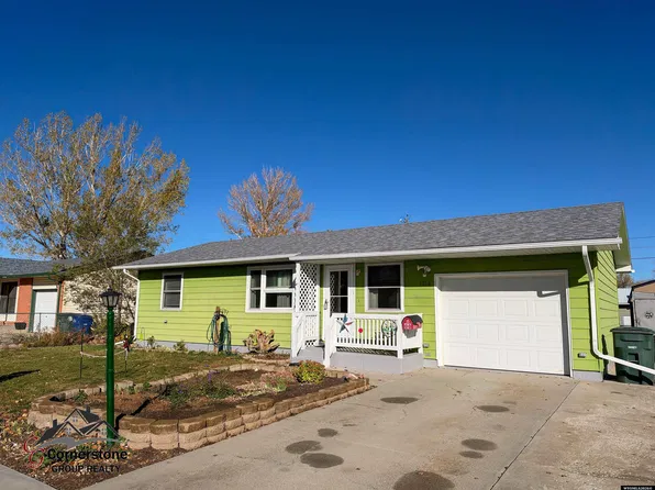 1314 Rose Marie Dr, Riverton, WY 82501