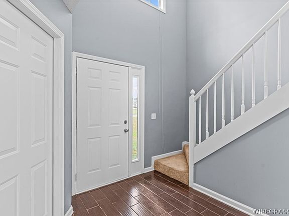 4th image of 112 Claremont Ave