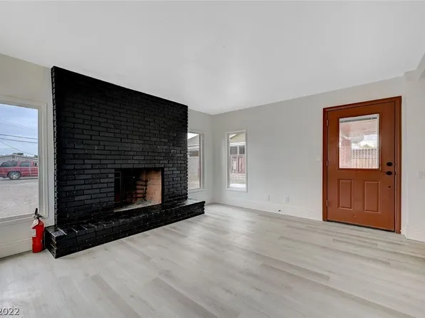 1005 Pearl Ave, Sunrise Manor, NV 89104