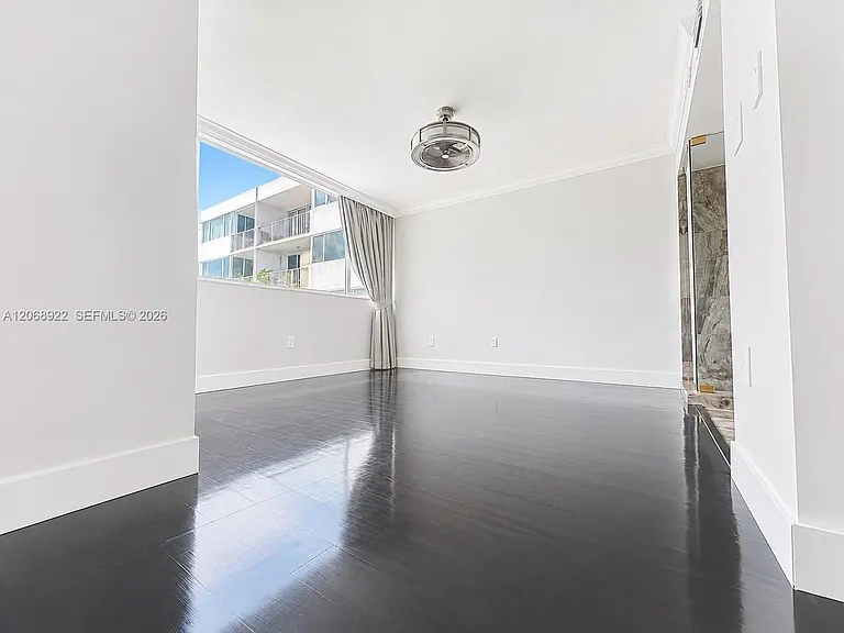 1700 NW North River Dr #805 — Photo 14