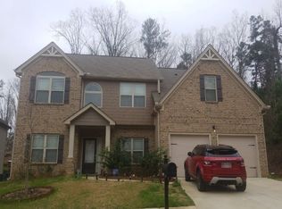 7958 The Lakes Dr, Fairburn, GA 30213
