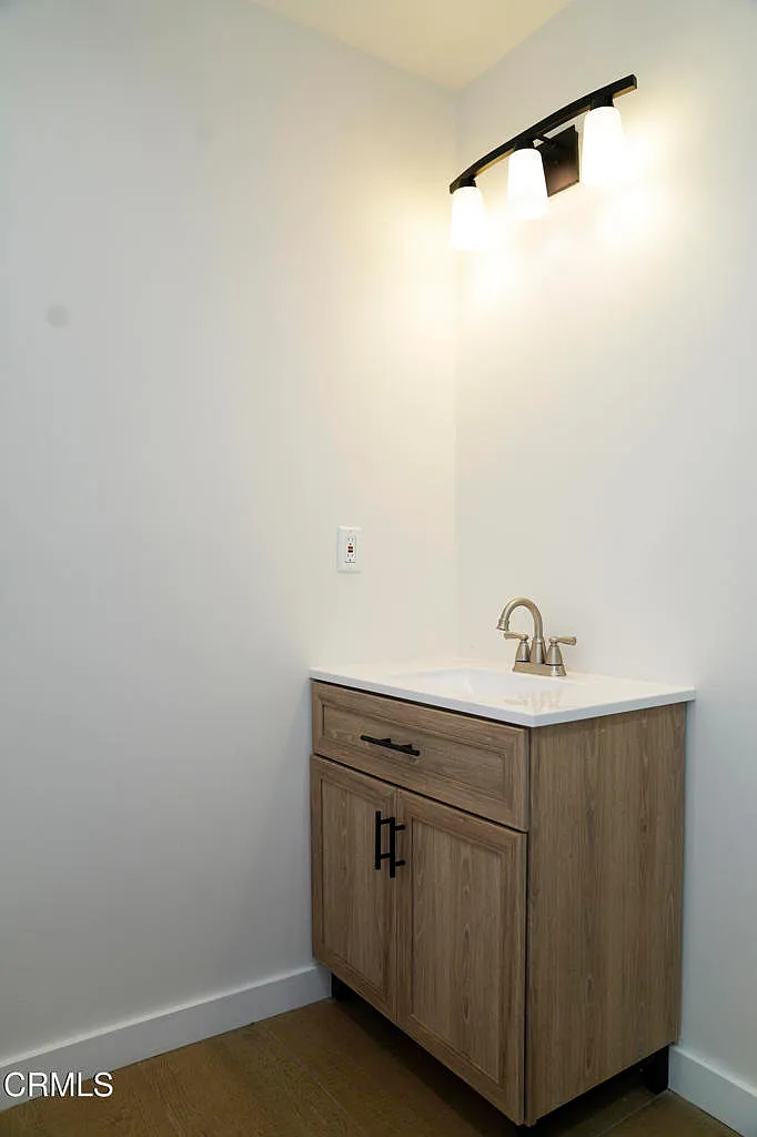 1 bed, 581 sqft, $2,600 — Photo 3