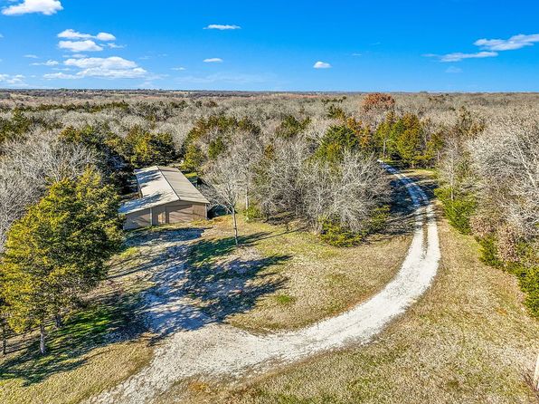 6099 Emu Ln, Marietta, OK 73448
