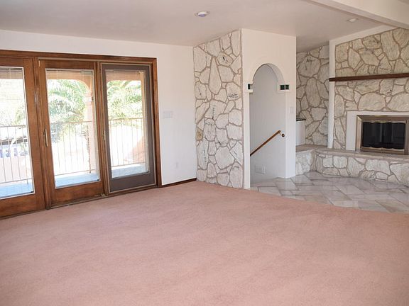 3rd image of 1422 N Camino Miraflores
