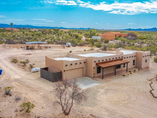 35915 S JOSHUA Place, Wickenburg, AZ 85390