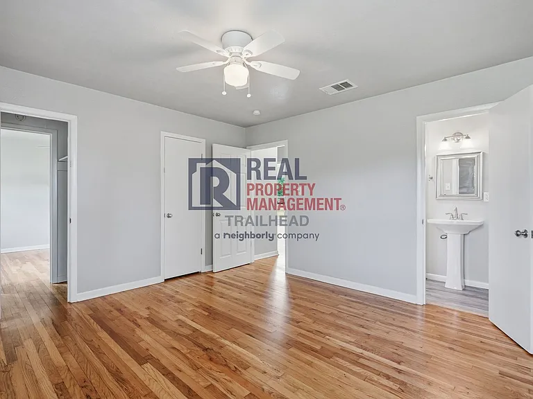 1300 Warden St — Photo 9
