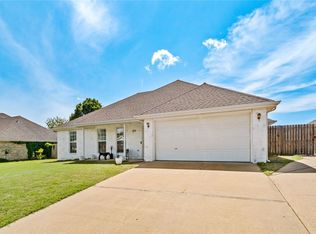 600 Prairie St, Lowell, AR 72745