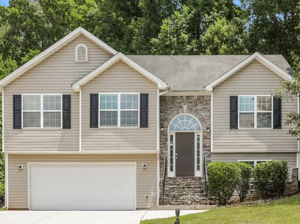 95 Cliff View Dr, Covington, GA 30016