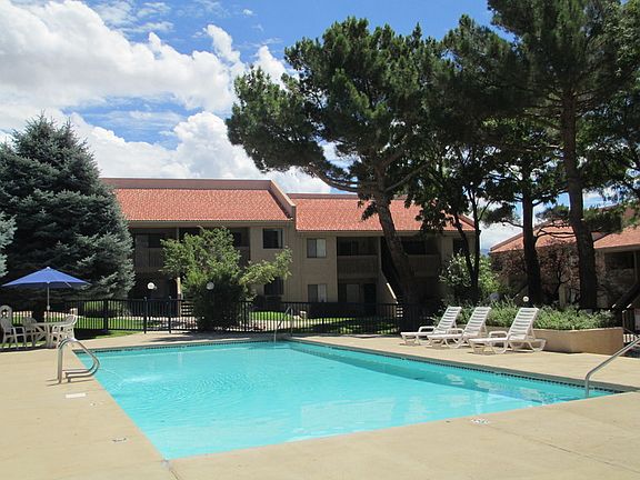 3rd image of 5800 Truchas Dr NE APT 202