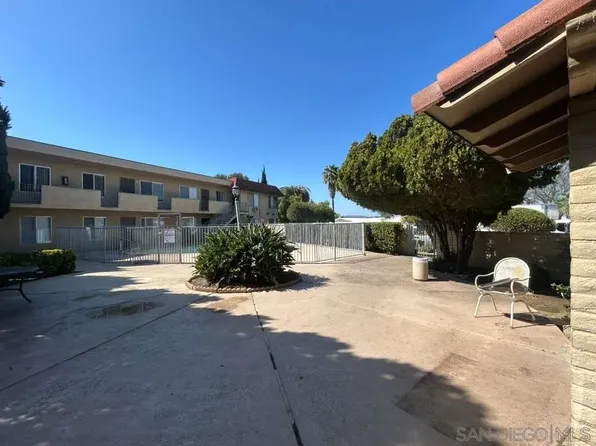 1259 E Ohio Ave, Escondido, CA