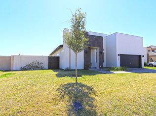 127 Pacifico Dr, Laredo, TX 78045