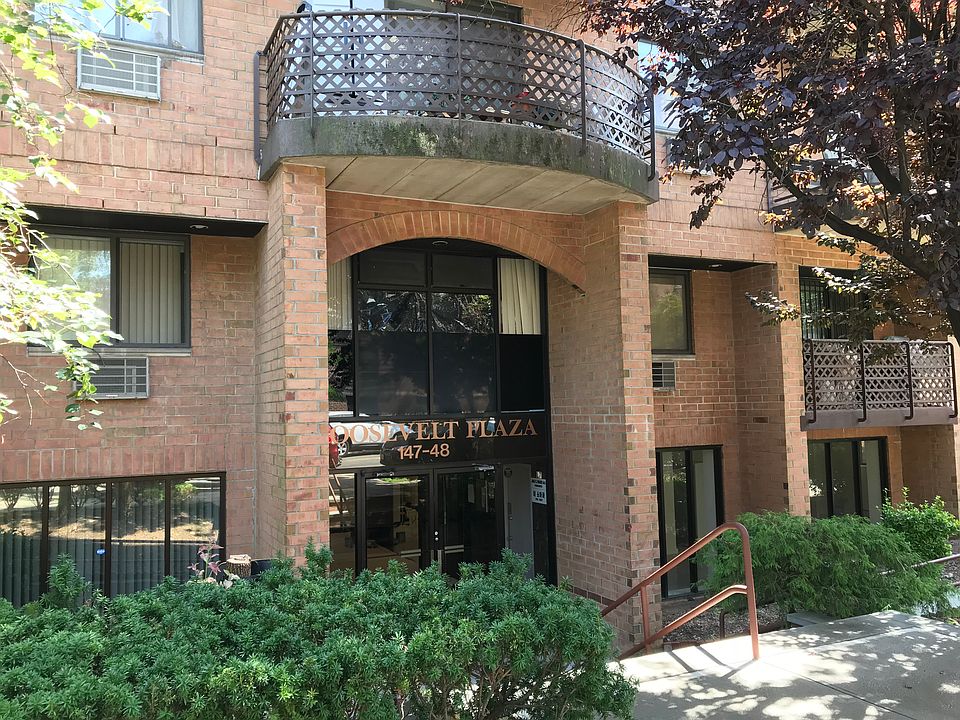 1st image of 14748 Roosevelt Ave APT 3E