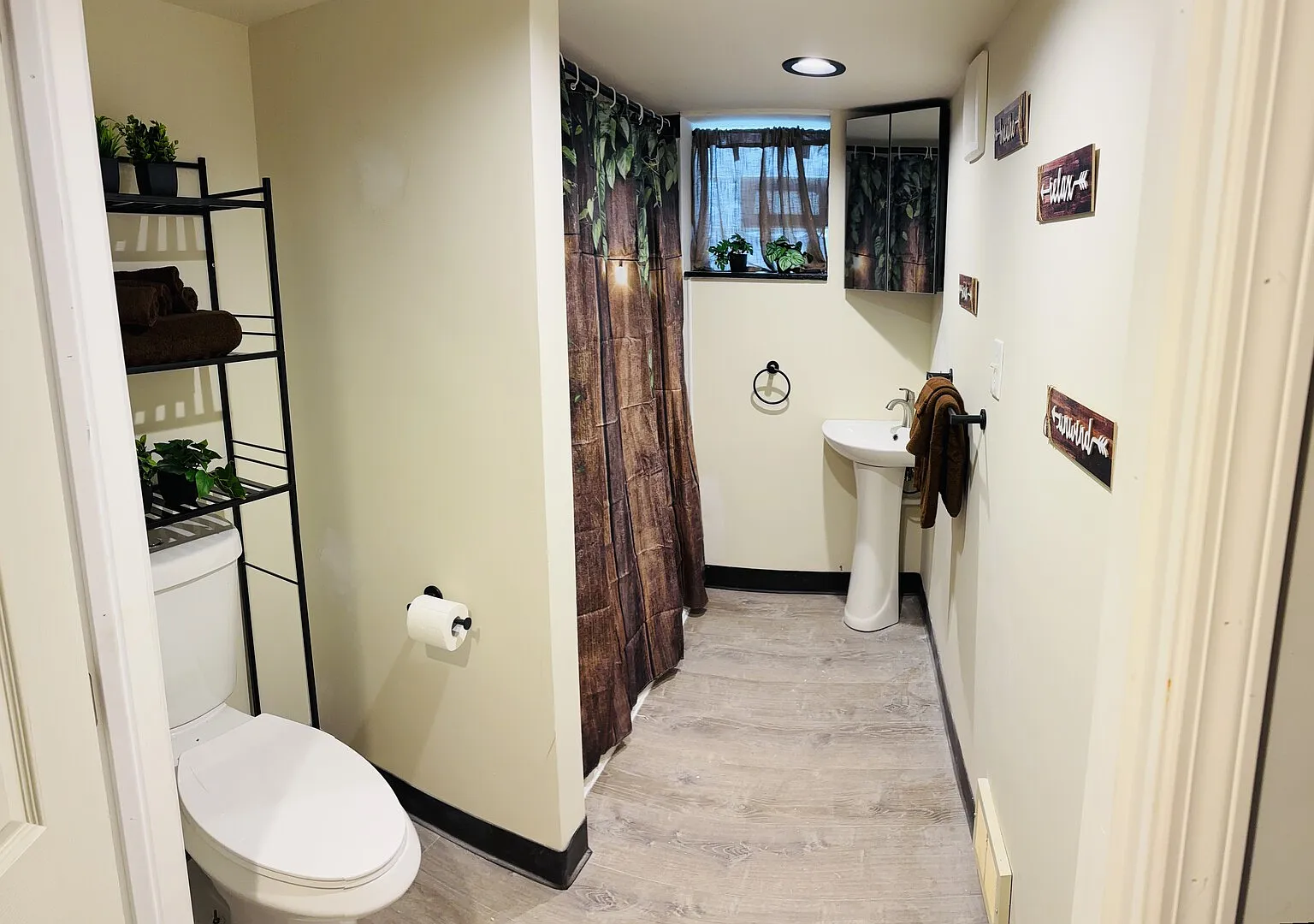 Cozy Rustic Apartment — Photo 3