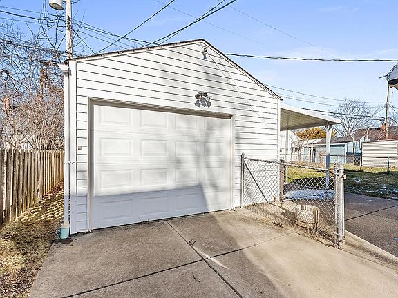 5th image of 26491 Shirley Ave