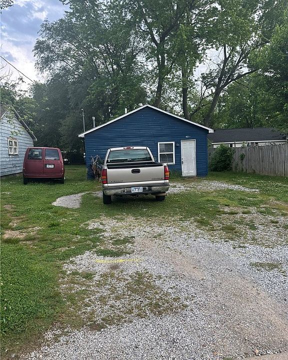 2nd image of 310 Caudle Ave #A & B