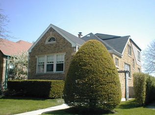 8125 Lowell Ave, Skokie, IL 60076
