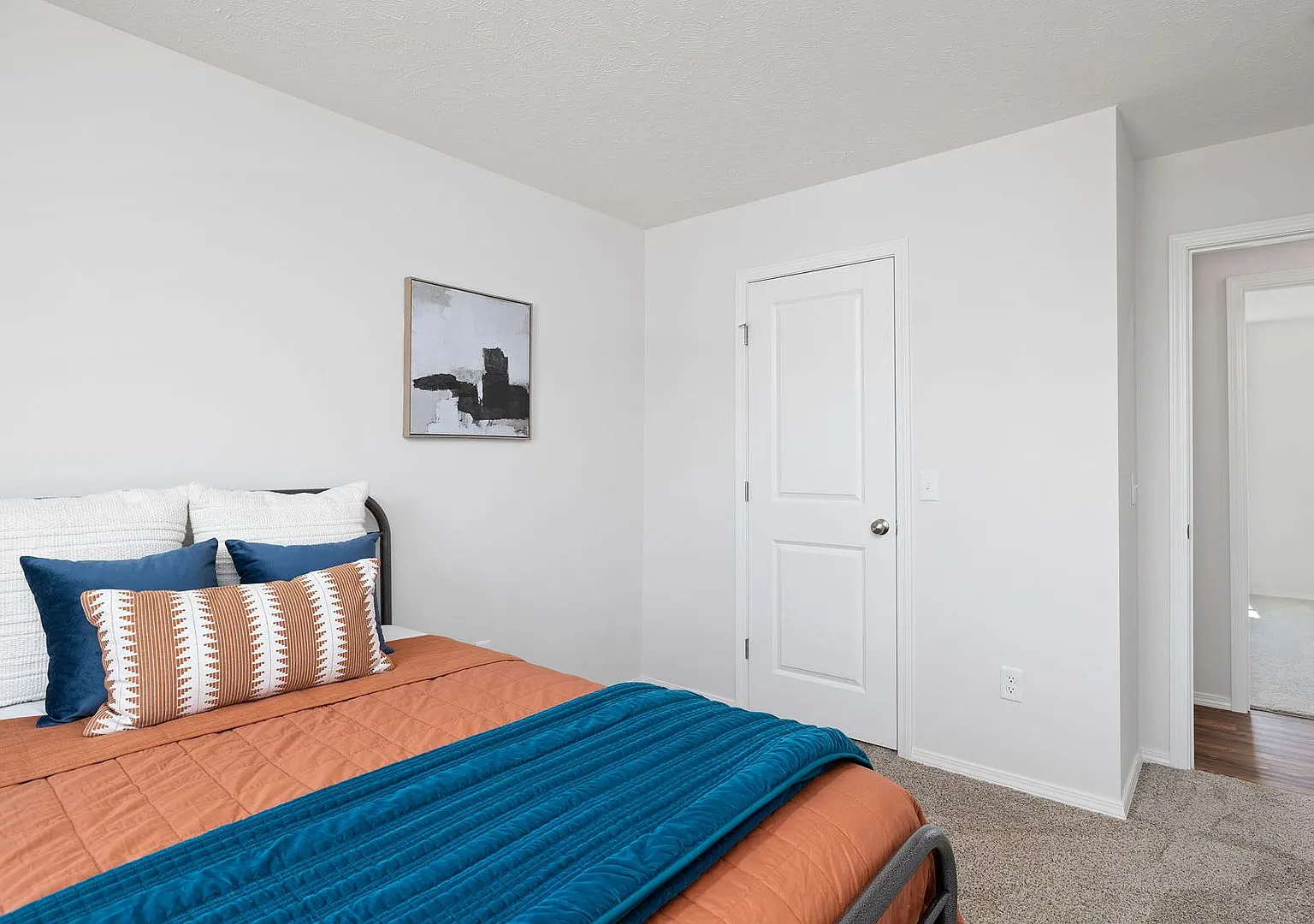 Newly Built Home for Rent in Aurora! — Photo 3