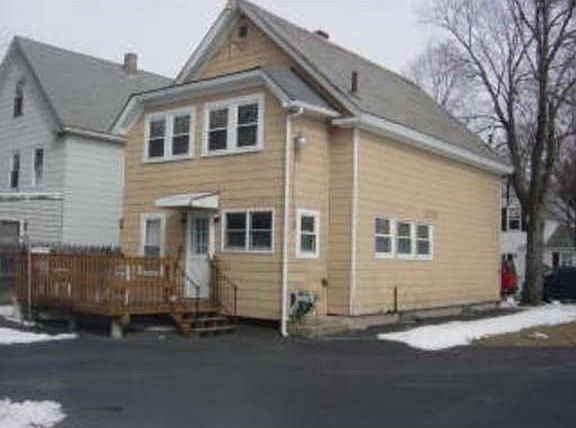 2nd image of 9 Smith St