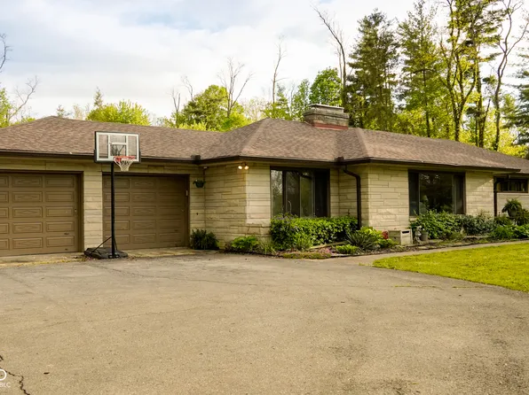 1863 W Country Club Rd, Connersville, IN 47331