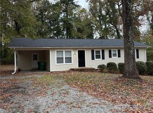 2716 Allen Jay Rd, High Point, NC 27263