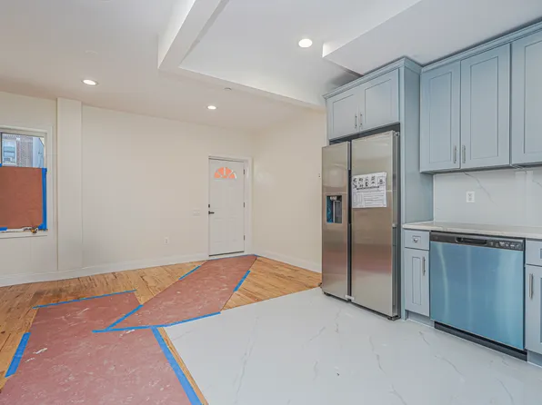 162 Bay 29th Street image 4 of 11