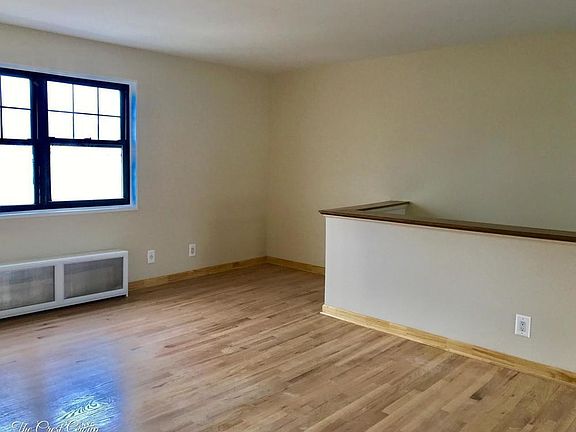 3rd image of 6840B 136th St #B