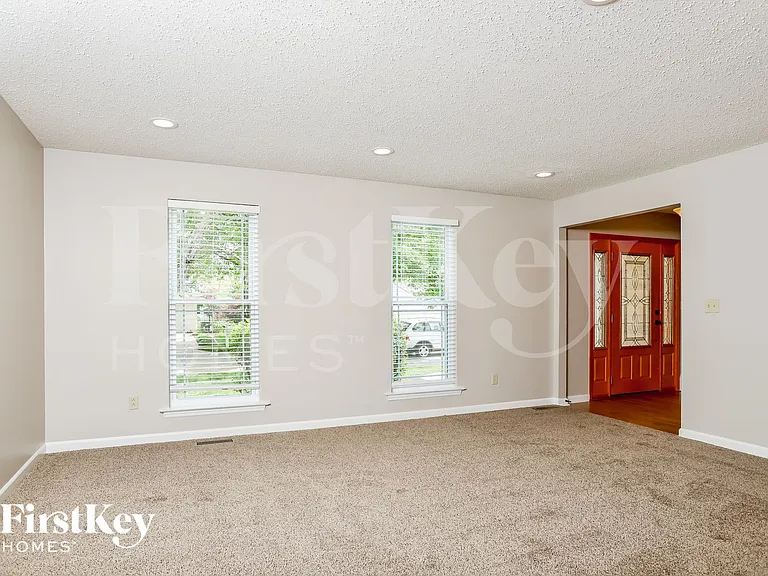 16263 Fullerton Meadows Dr — Photo 3