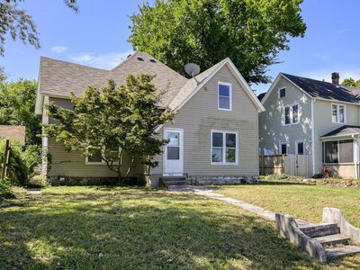 912 Olive Street, Carthage, MO, 64836