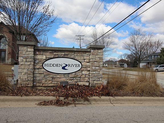 5th image of 24717 W Sleepy Hollow Ln