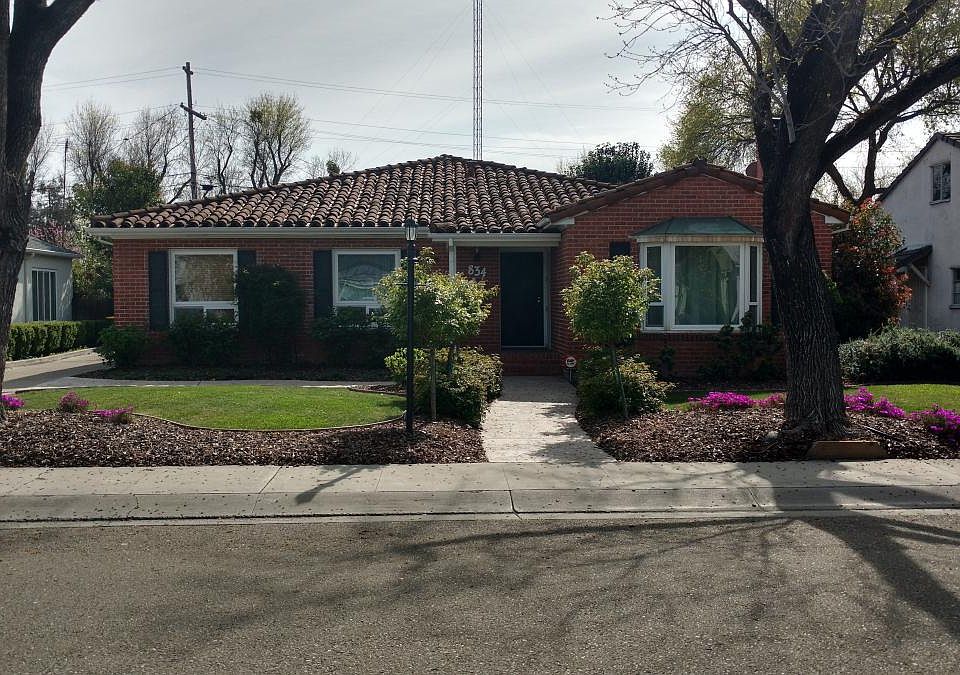 1st image of 834 W Sonoma Ave