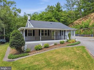 11733 Snug Harbor Ln, Williamsport, MD 21795