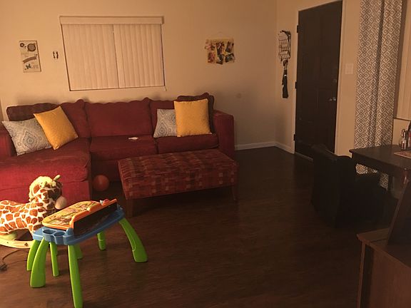 4th image of 2926 W Pearl Ave
