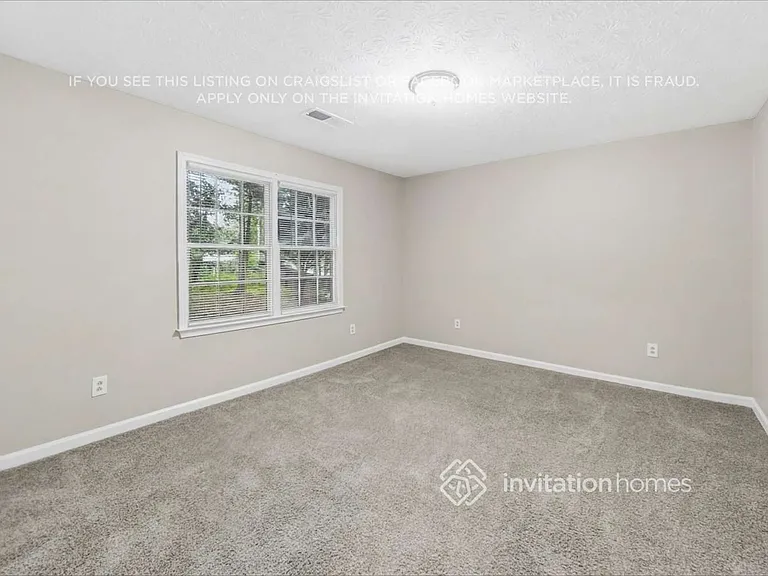 201 Hambridge Ct — Photo 16