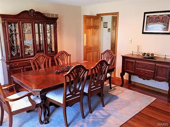4th image of 3971 Triple Crown Dr