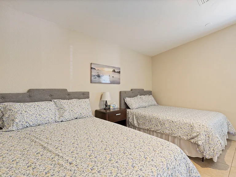 2424 Whippoorwill Cir #2 — Photo 9
