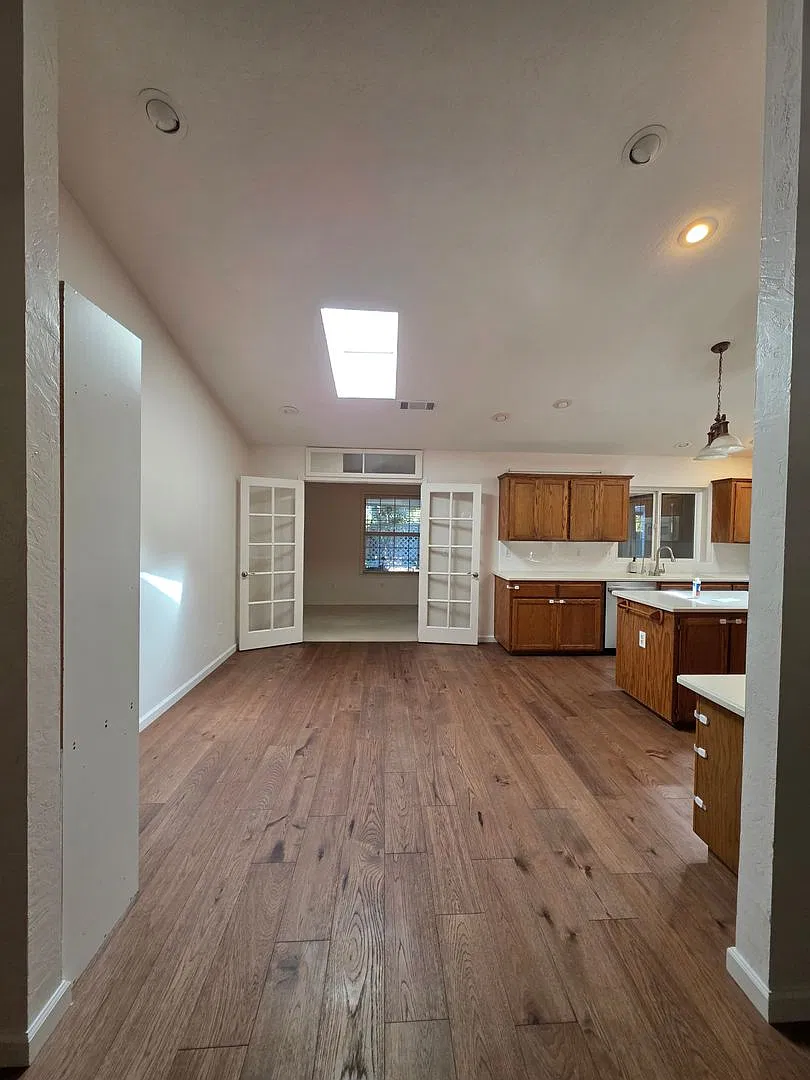 2828 S Court — Photo 2