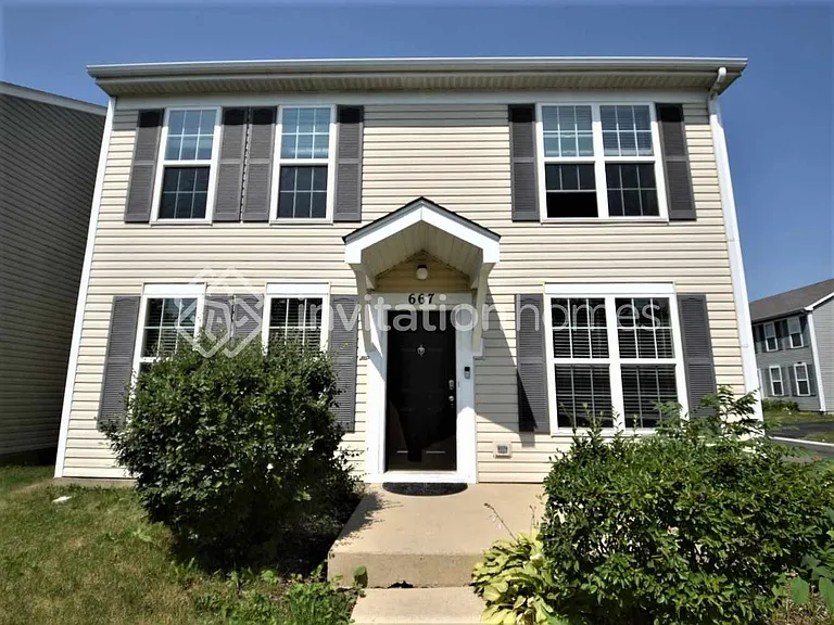 667 Four Seasons Blvd — Photo 1